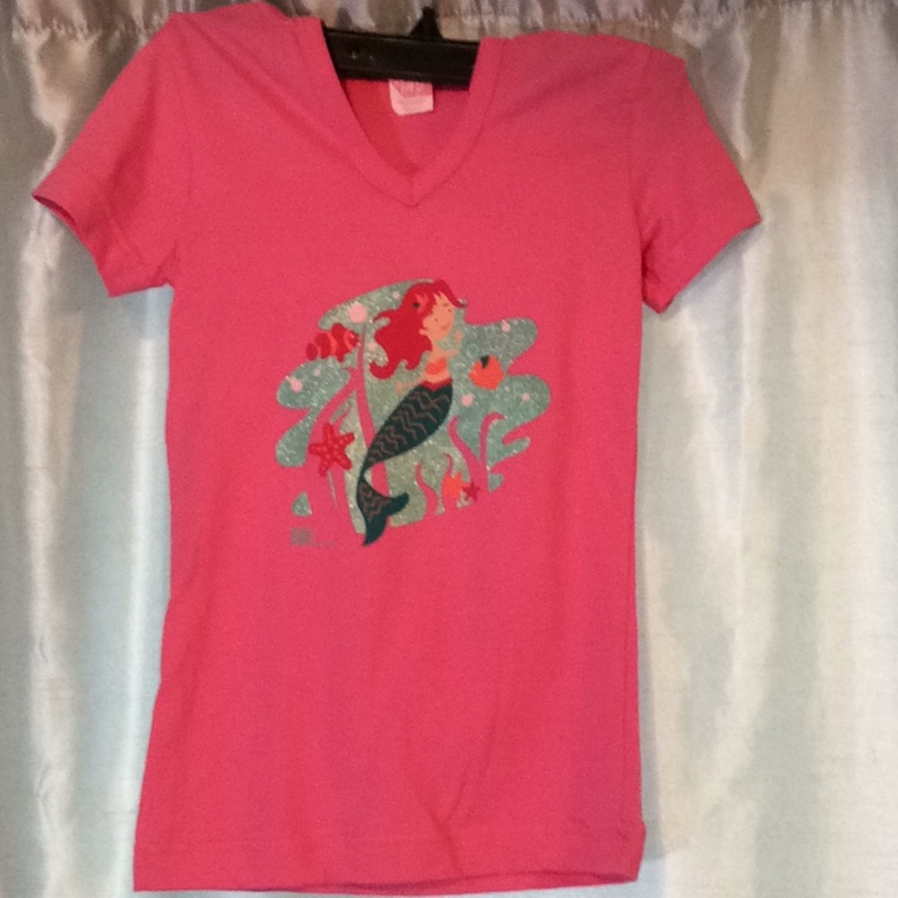 Pink hoodie tee, mermaid front, NWT, 100% cotton